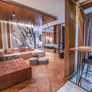 Haris Luxury No.4 Tirana